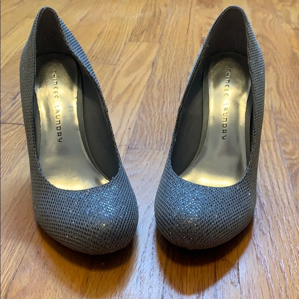 Silver glitter heels Size 7.5
